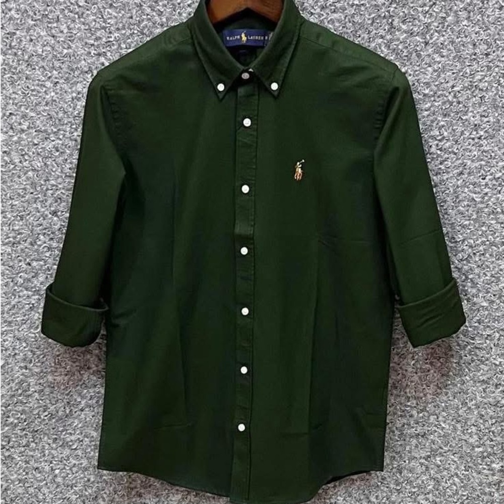 Ralph Lauren Green Casual Button Down Shirt with Tailored Fit
